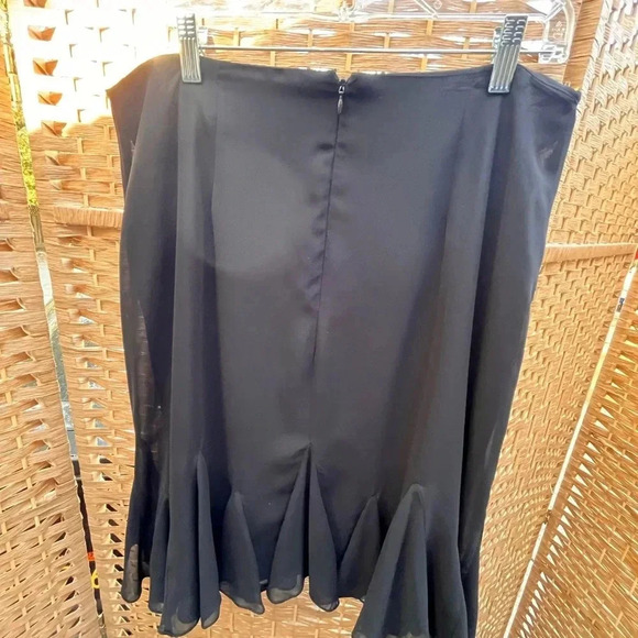 JS Collection Skirt - Size 14 - Picture 4 of 5